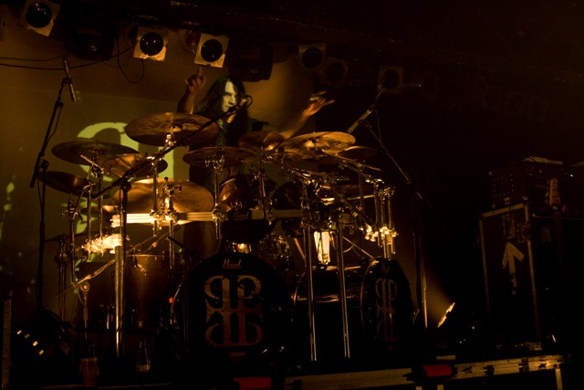 Paradiselost drummer